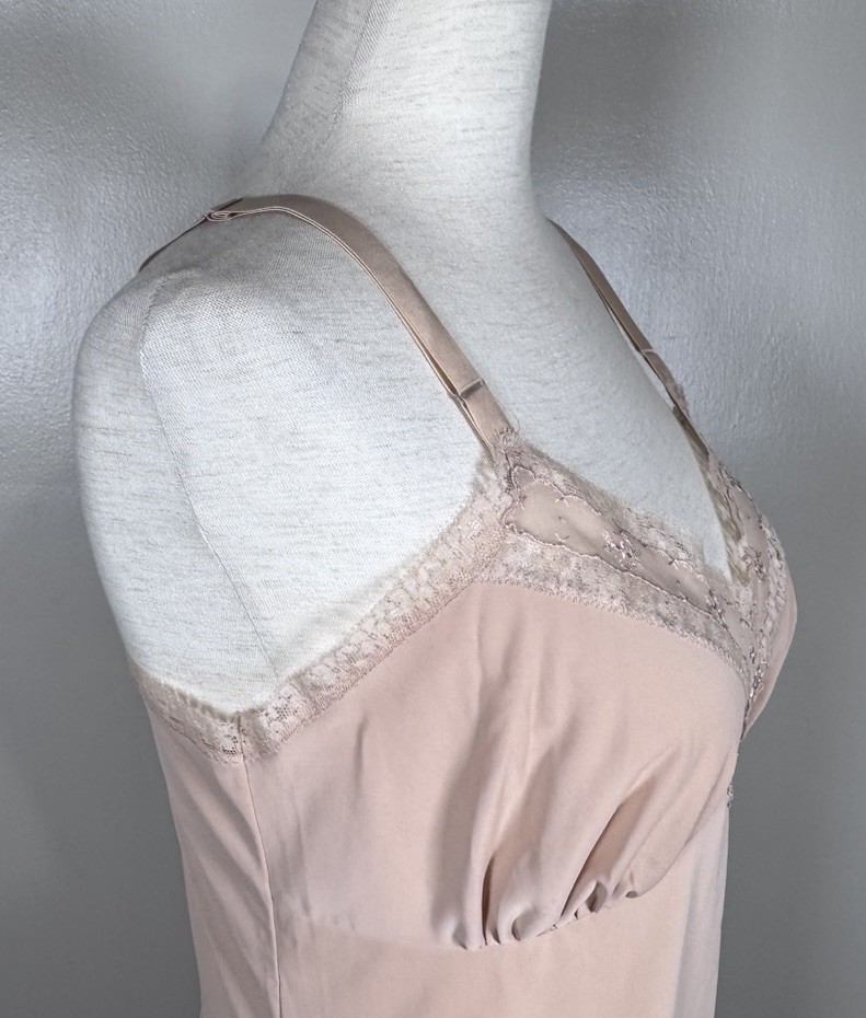 60s Lorraine Nude Nylon Lace Trim Full Slip Dress Coquette Minimal Lingerie Sz S