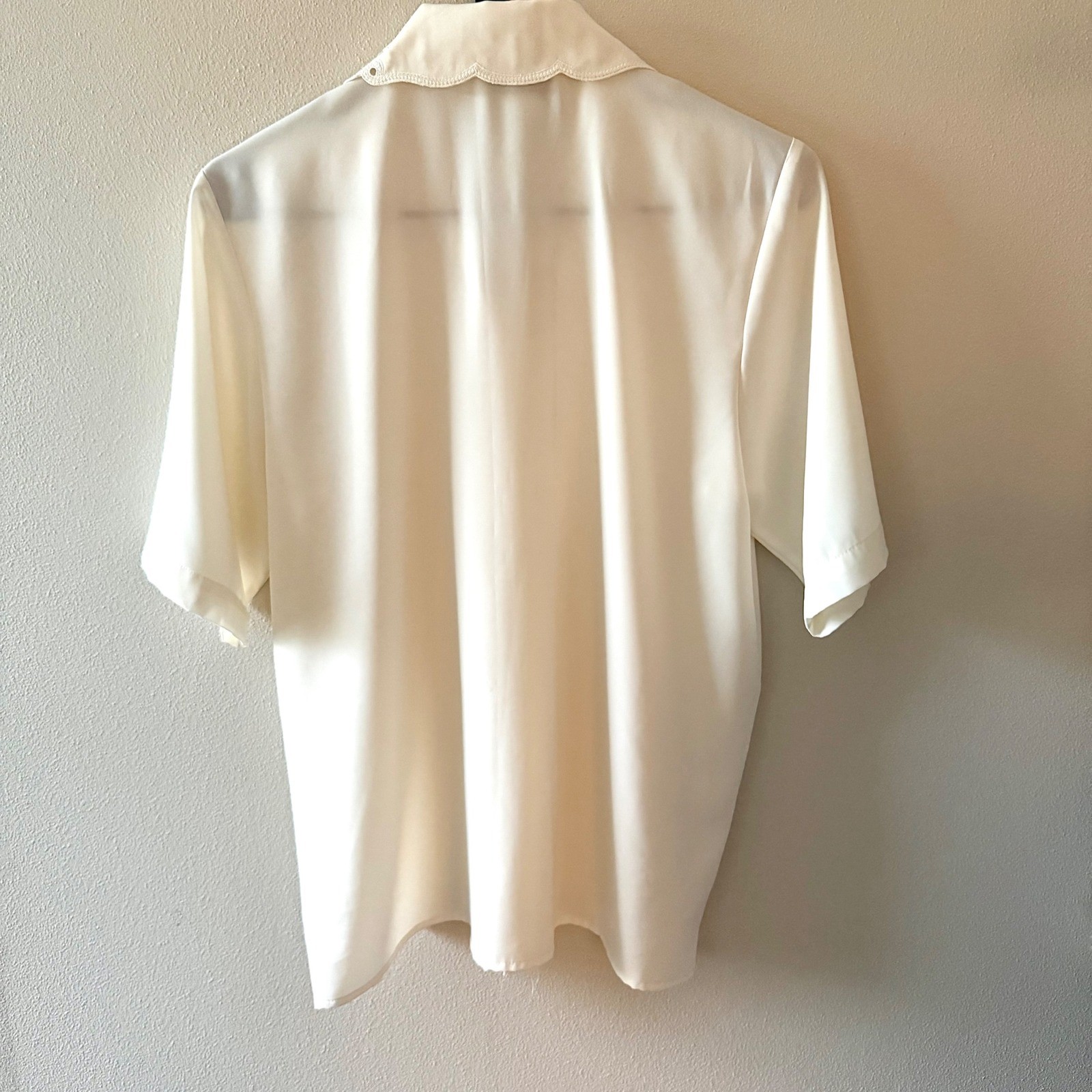 Vintage ivory Christie and Jill button up blouse with lace collar detail size 10