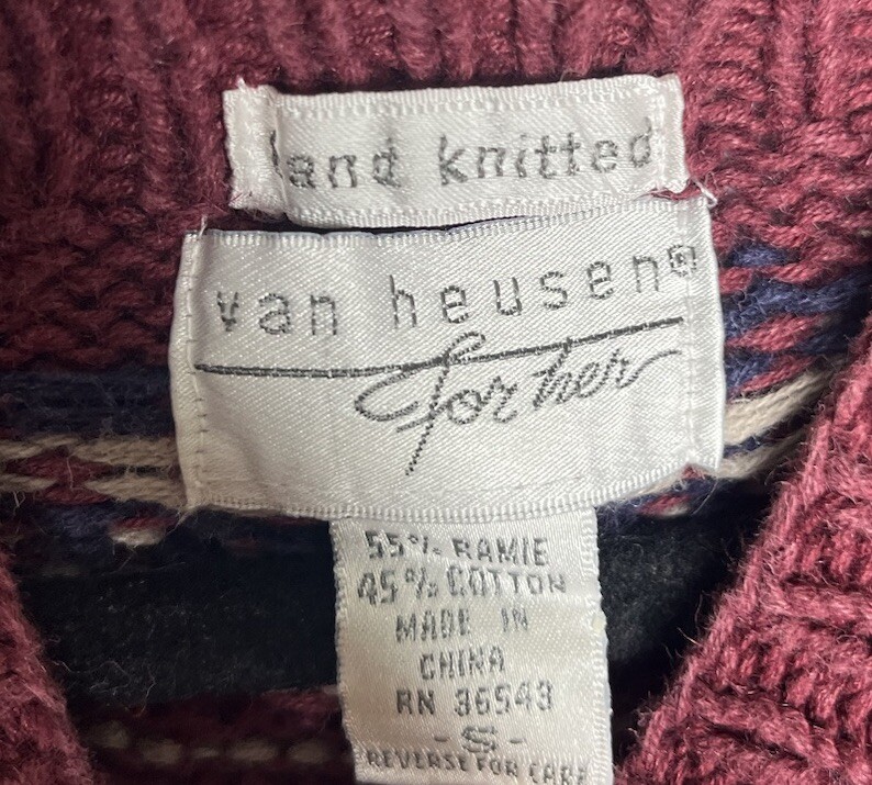 Van Heusen Hand Knitted For Her Floral Sweater Burgundy Size Small Vintage