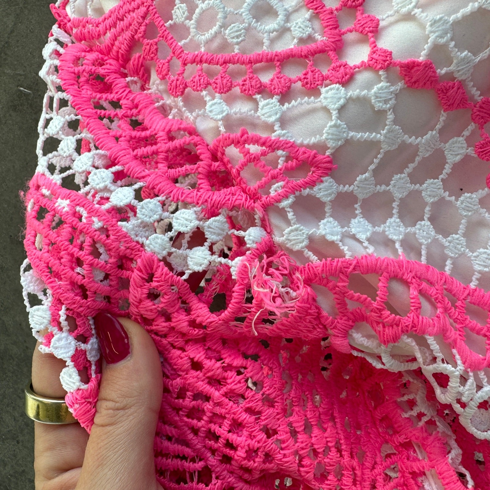 Lilly Pulitzer Lottie Romper Pink Tropics Juice Stand Crochet Flare White Size 0