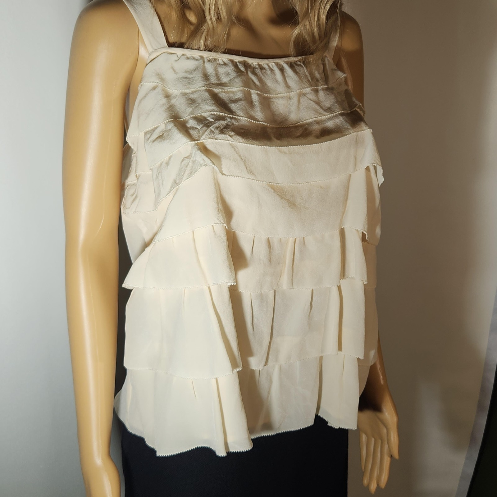 HALOGEN WHITE CREAM RUFFLE TANK TOP SHEEP MULTI USE TOP SIZE LARGE ROMANTIC