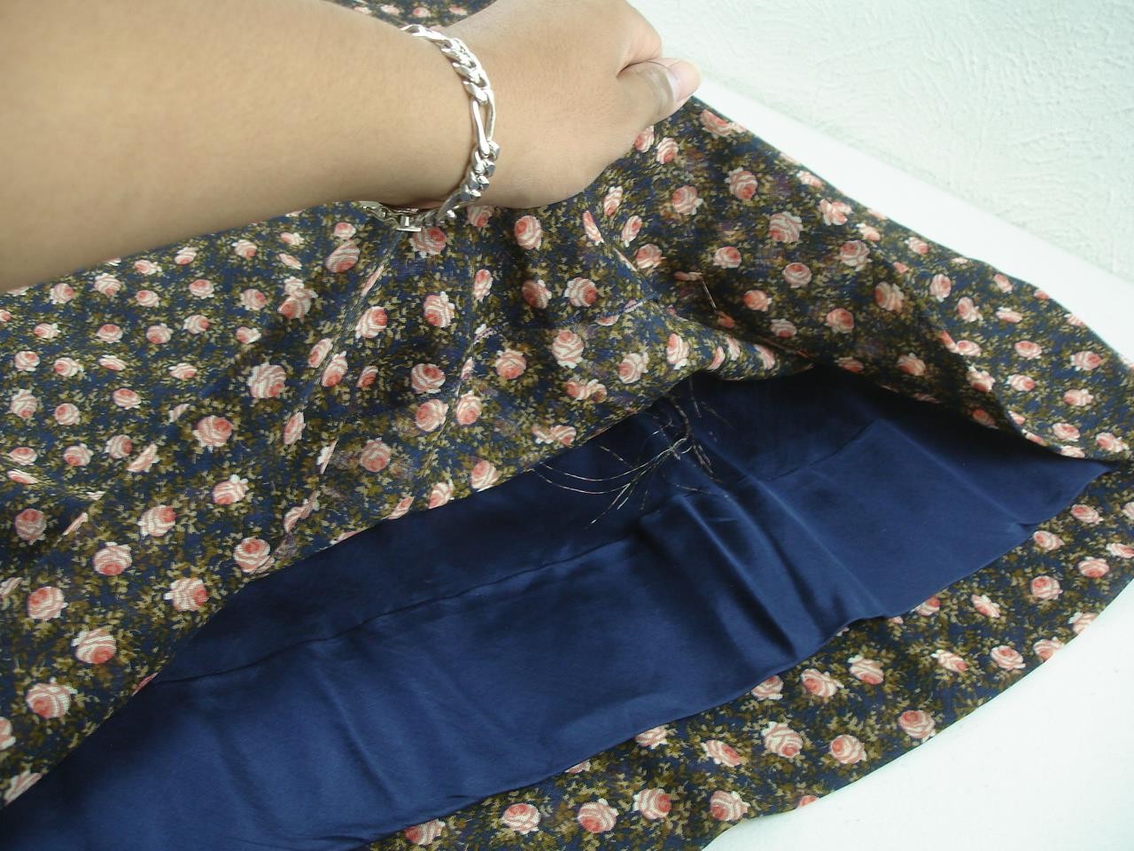 Women’s M L 10 Vtg 1960’s Pauline Trigere Long Sleeve Floral House Dress Scarf