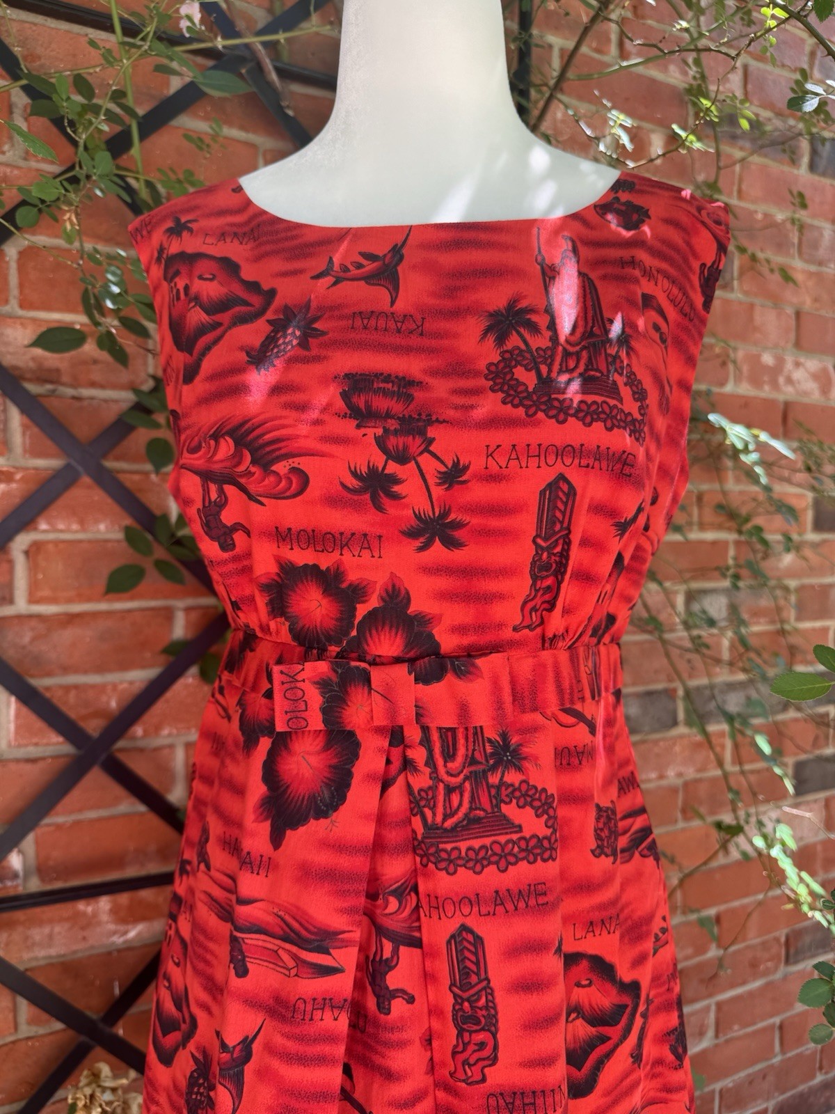 Vintage 1960s Red Hawaiian Midi Dress Size M