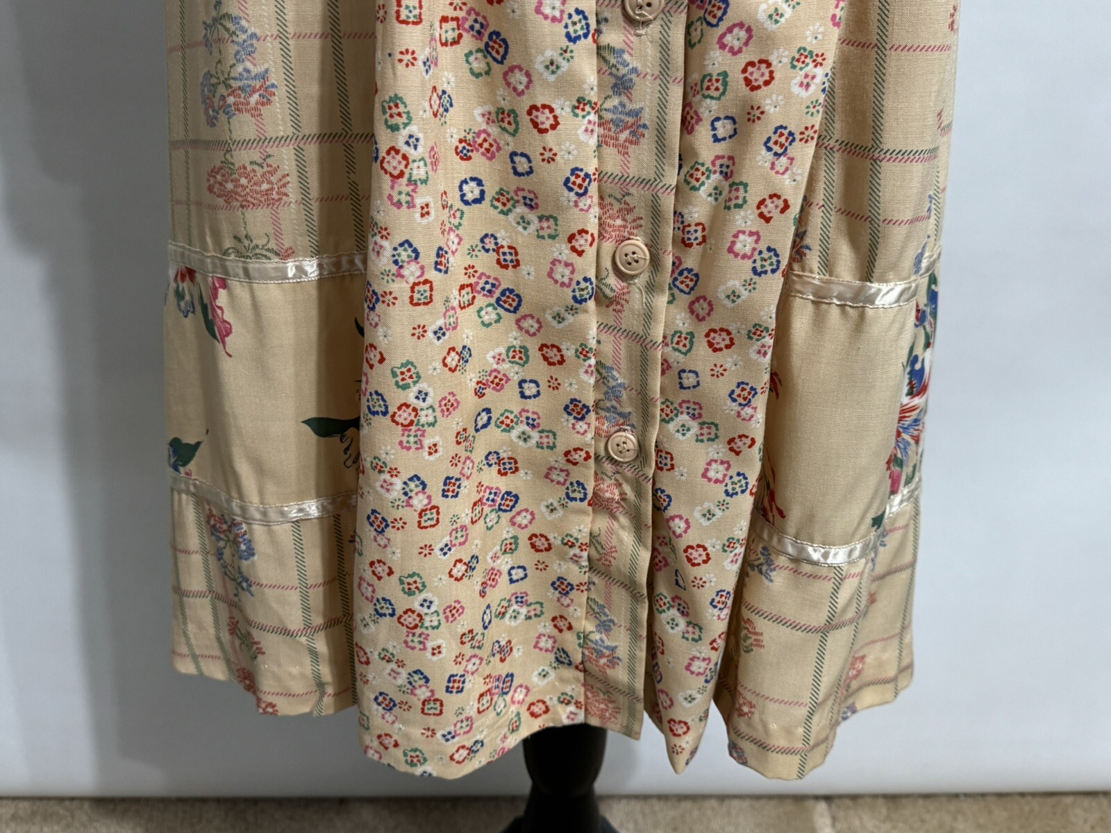 Vintage Ragtime Size 9 Tan Floral Short Sleeve Dress Button Side Tie