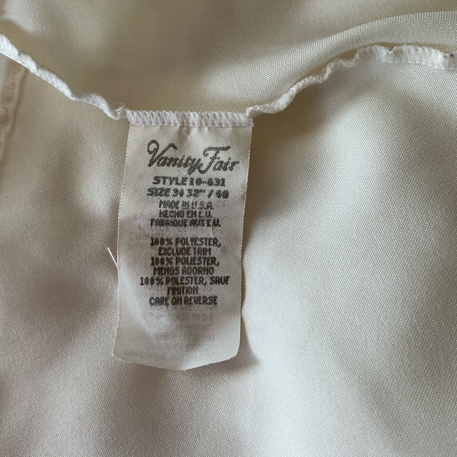 VTG Vanity Fair Full Slip Ivory 34 32”/ 48 Scalloped Trim Retro Pinup USA Made