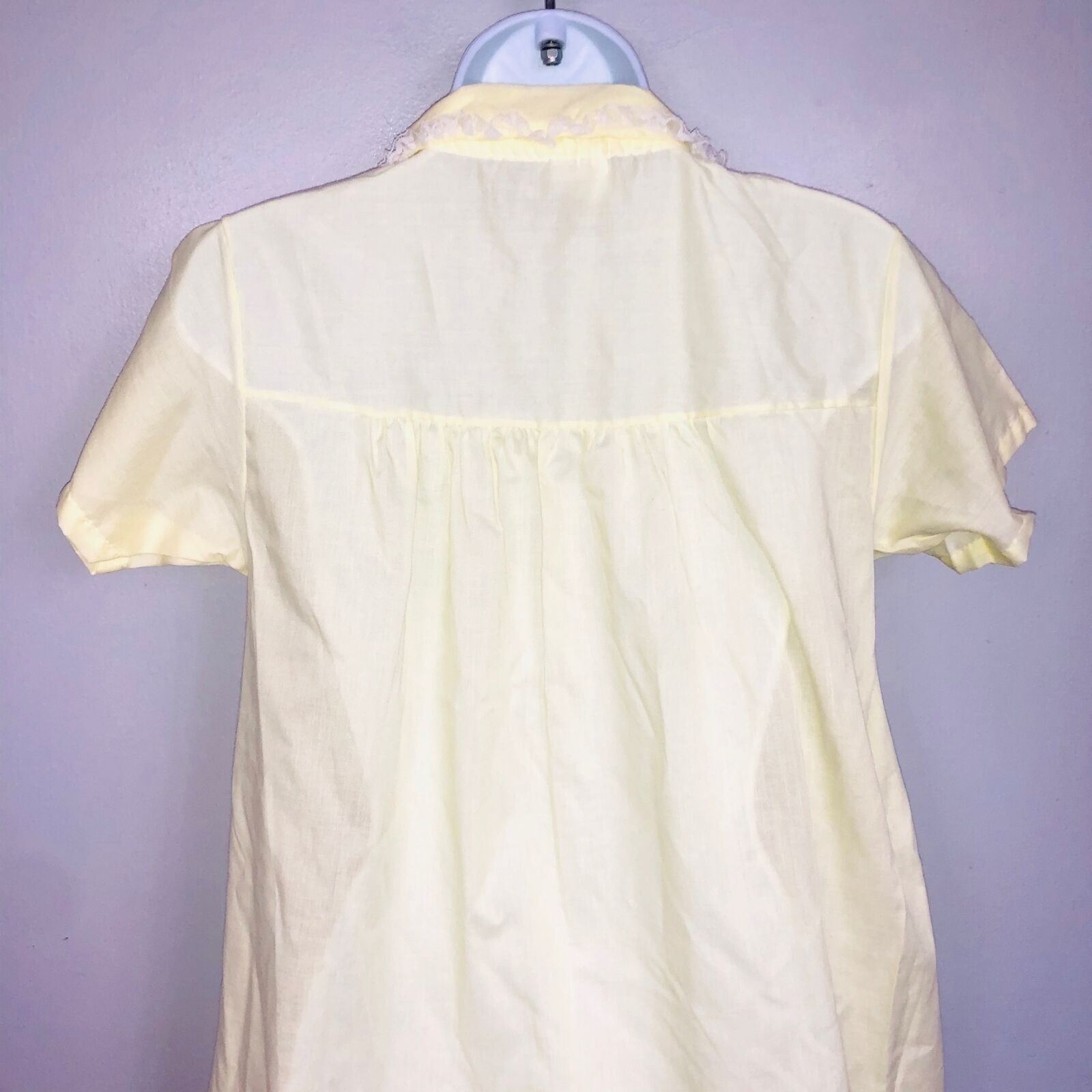 Vintage 70s Philmaid Womens Housecoat S Yellow Embroidered Flowers Short Sleeve