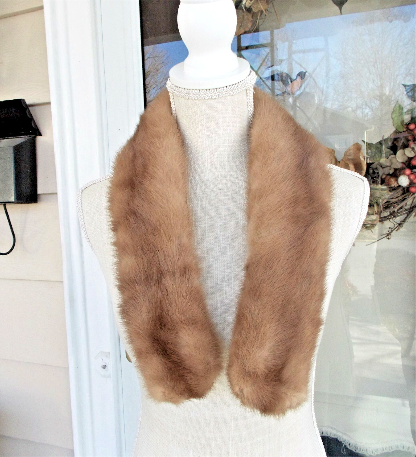Vintage Champagne Blonde Mink Fur Collar Stole Scarf 36″ D. Schaffer Furs Lovely