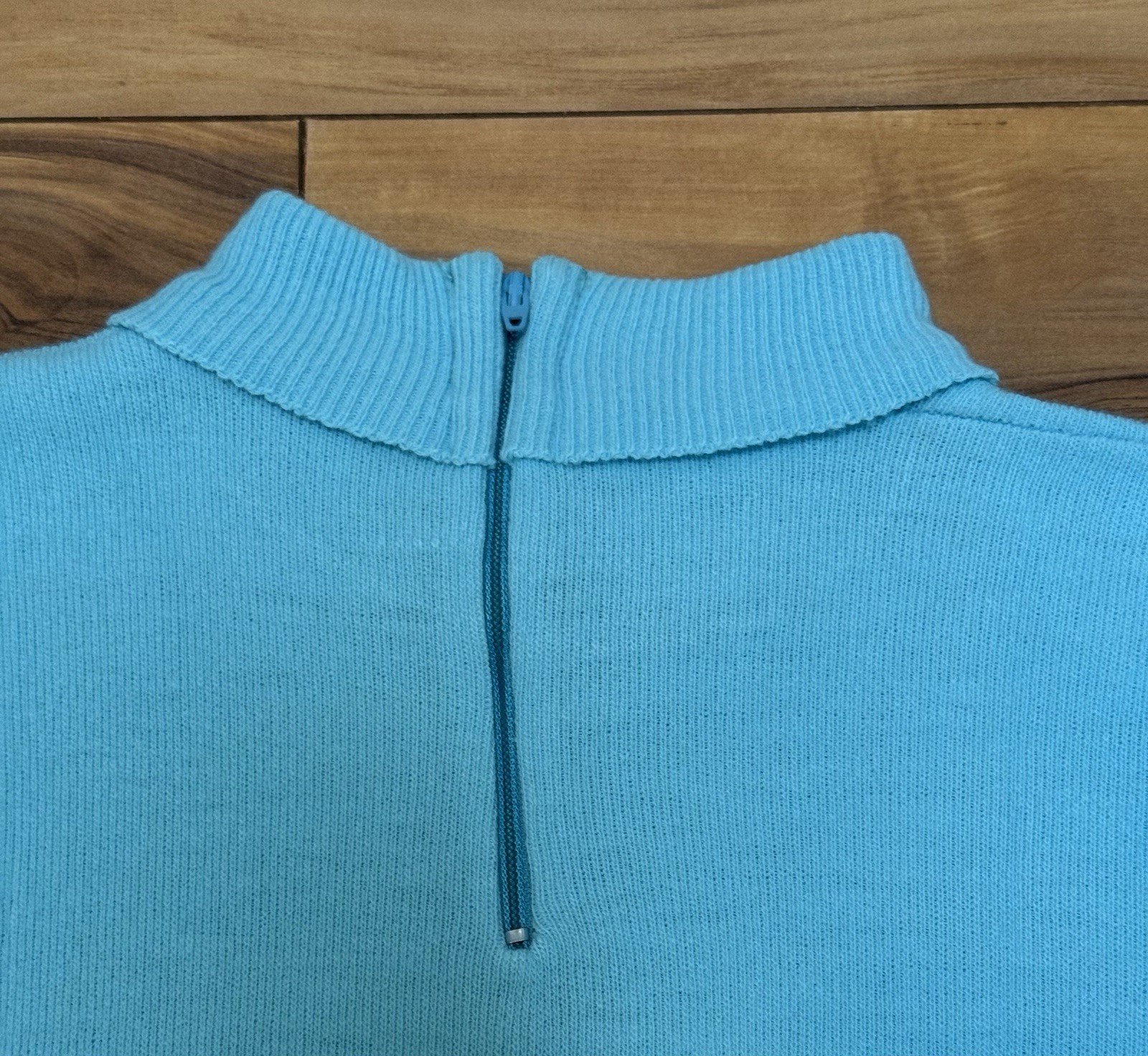 Vintage 60s Turtleneck Sweater Mod Miss Scotch English XS/S Light Blue Zip Back