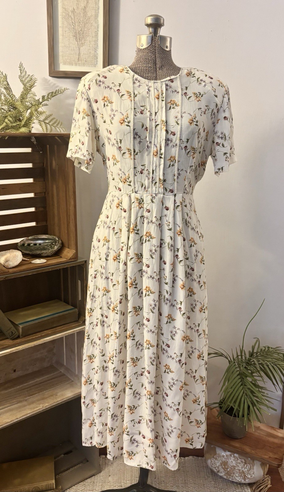 Vintage Women’s Dress Kim Kelly Petites A Line Floral Short Sleeve Sz 10/ Medium
