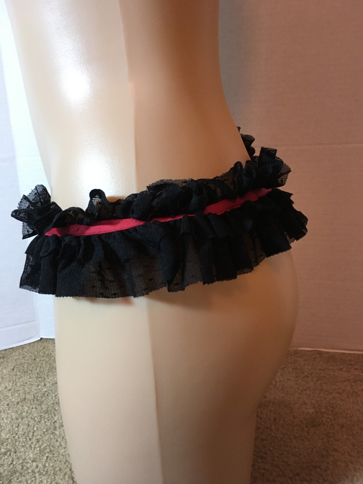 New Vtg L DELICATES Bow RHINESTONE Charm Bling G-String THONG Panty Ruffle Mesh