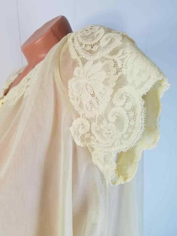 Vtg 60s Yellow Chiffon Robe Peignoir Gossard Artemis Petite S M L bust 42
