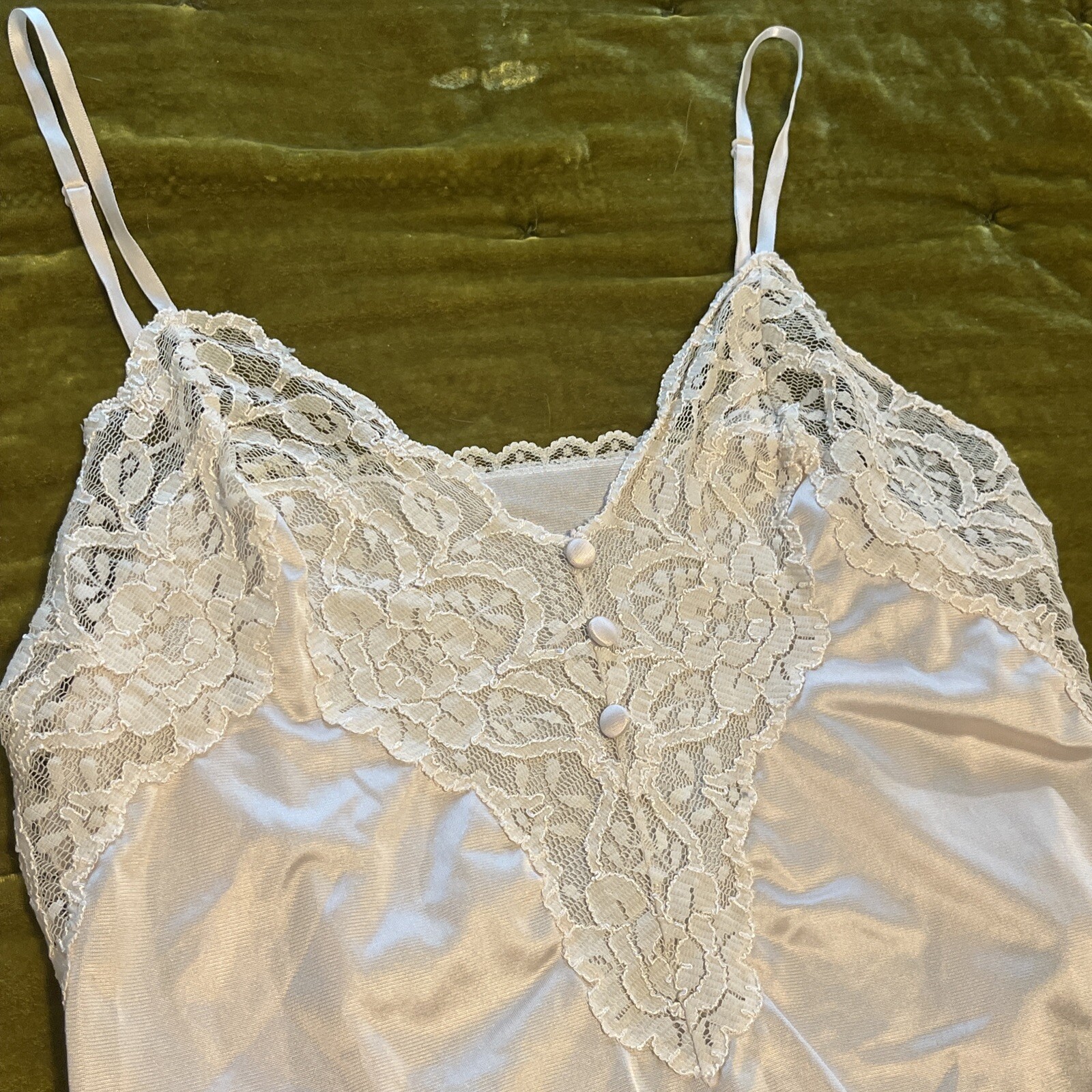 VTG 1960’s Retro Pale Pink Blush Lace Trim Nylon HALF SLIP LINGERIE USA Small