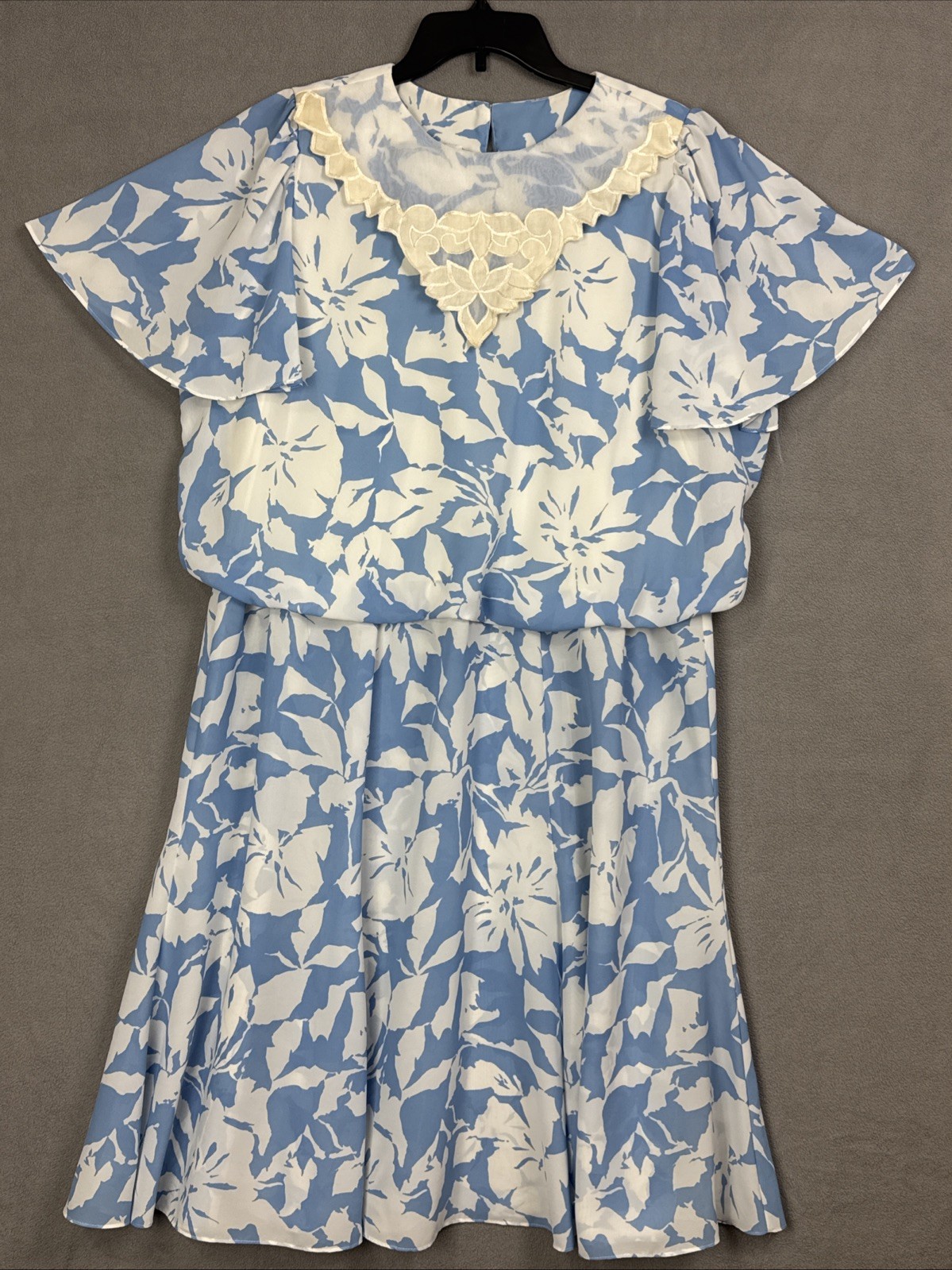 80s Diane Von Furstenberg Blue White Floral Dress size 18 see measurements Vtg