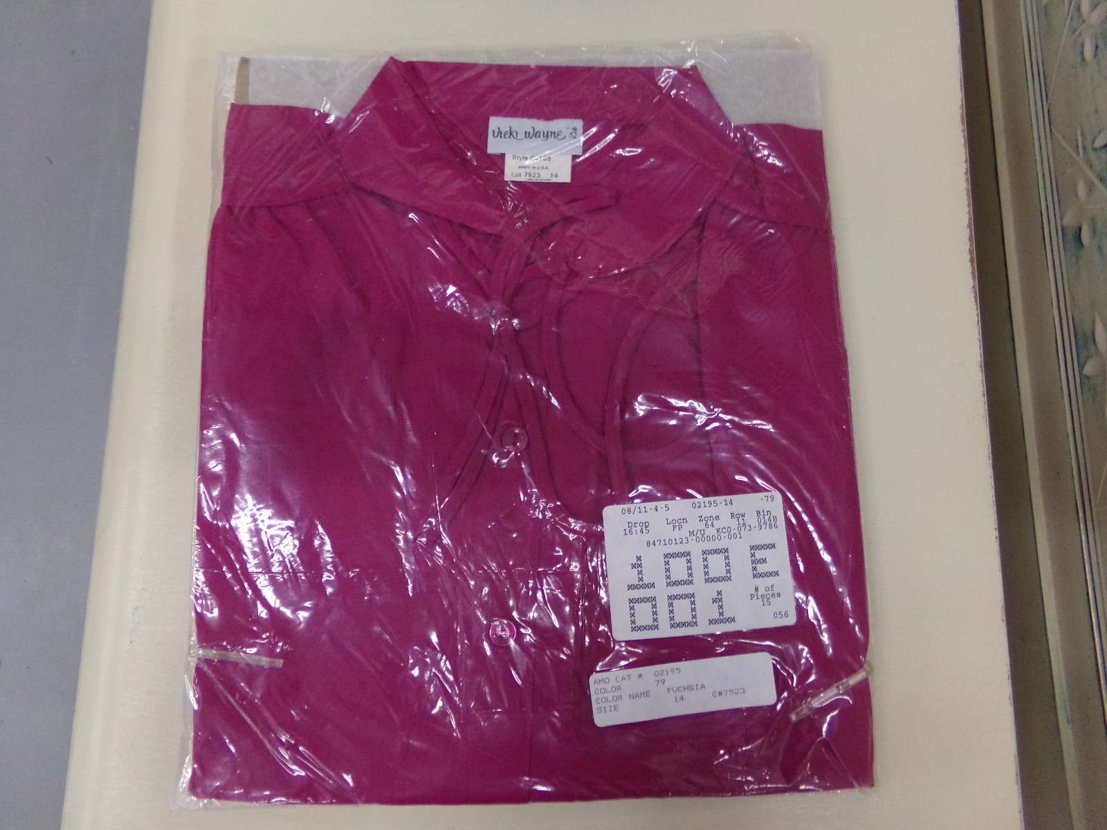Womens Size 14 Hot Pink Fuchsia Button Front Shirt Blouse Vicki Wayne NWT