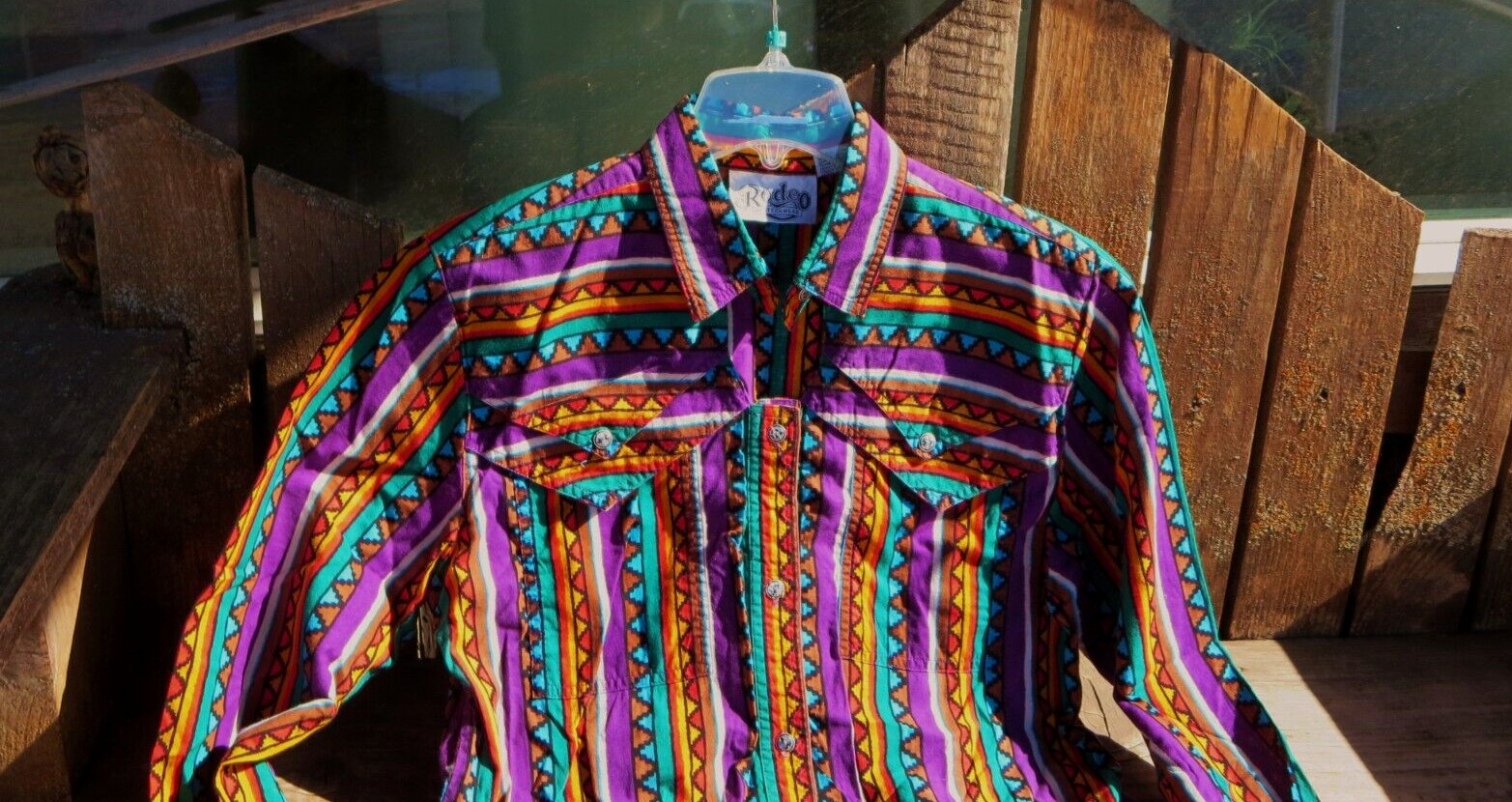 Vintage RODEO Western Wear Colorful Cotton Women’s Long Sleeve SHIRT Size L – M
