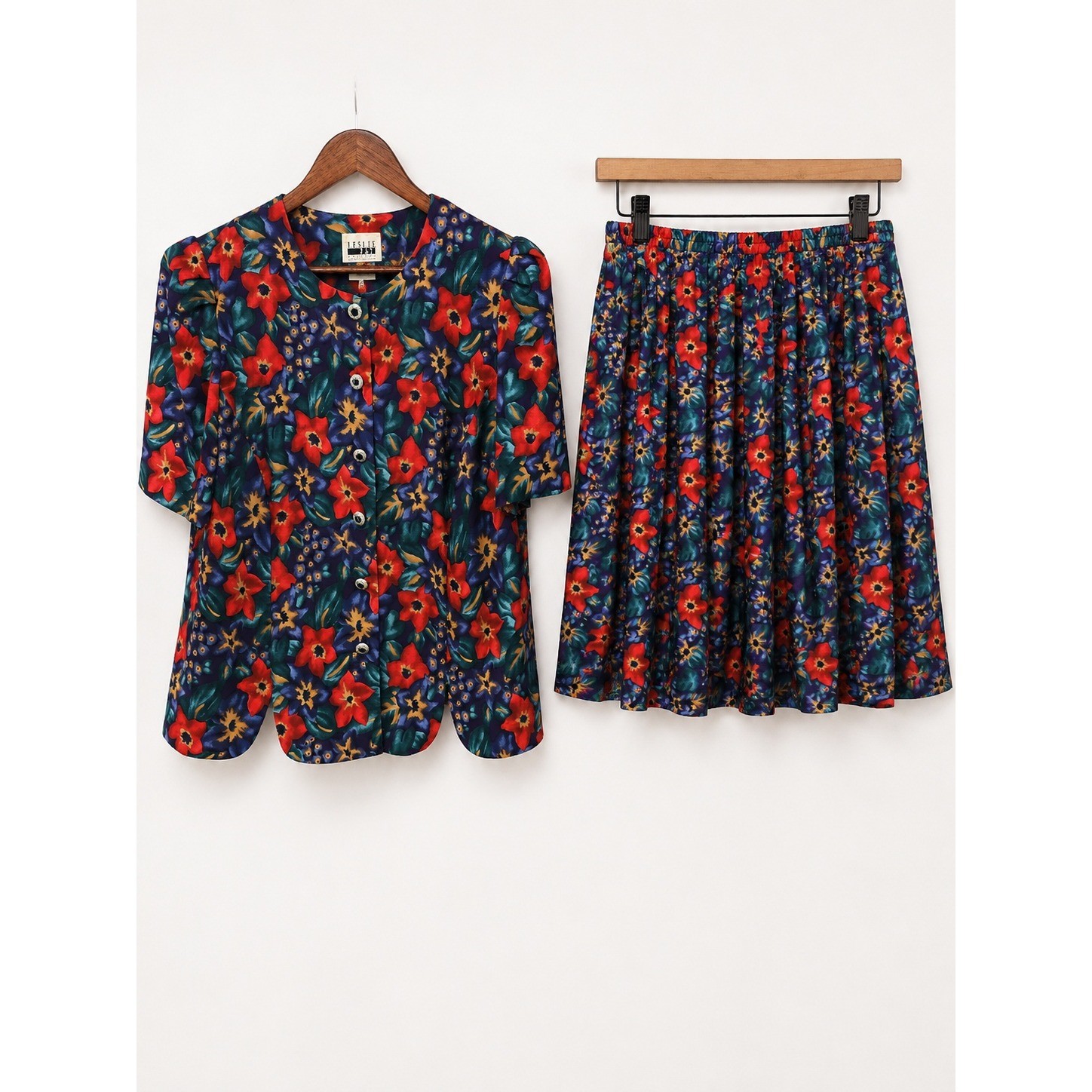 Leslie Fay Vintage Floral Pleated Skirt and Button Front Top Set 14/16WP