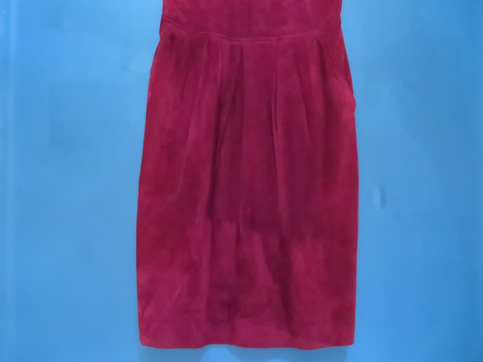 VINTAGE 1980s liz claiborne DRESSES Purple Suede Dress. Misses Size 8. RN 52002.