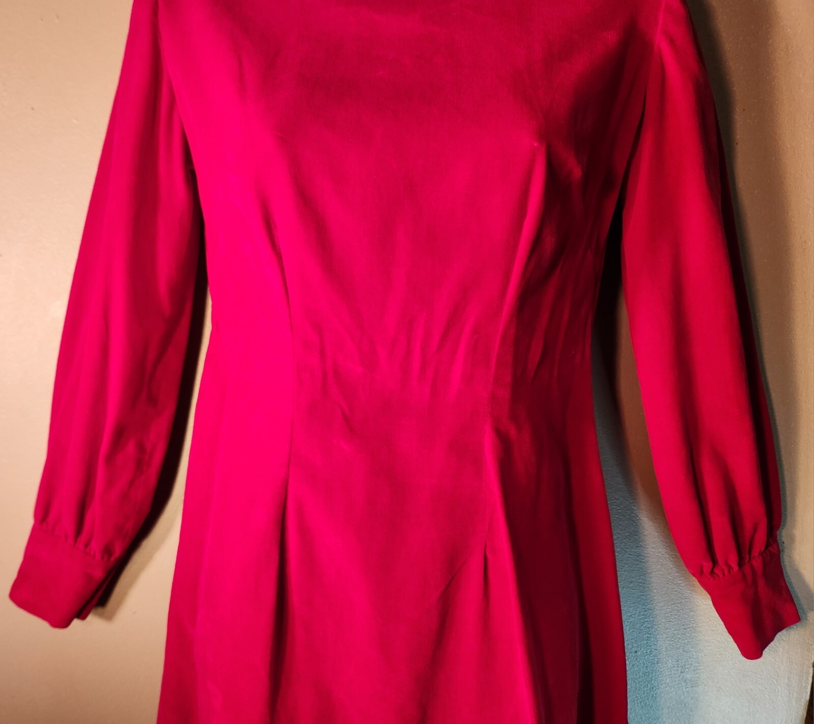 Vintage Red Velvet Dress Pearl Button Cuffs Prom Graduation Party Senior Photos