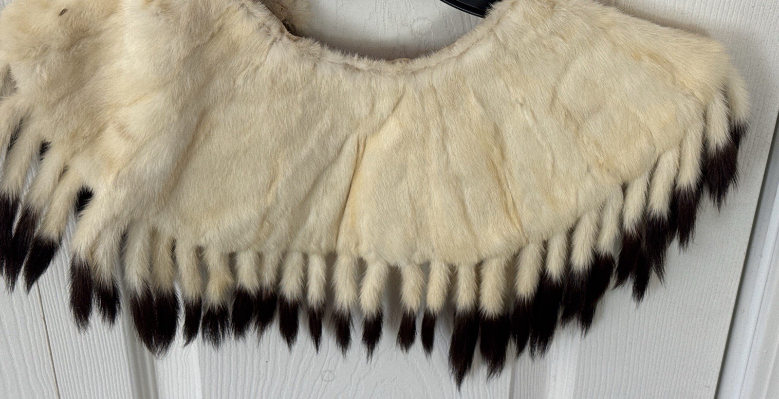 Vintage Ermine Fur Stole Champagne Blonde Color With Dark Brown 45 Tails