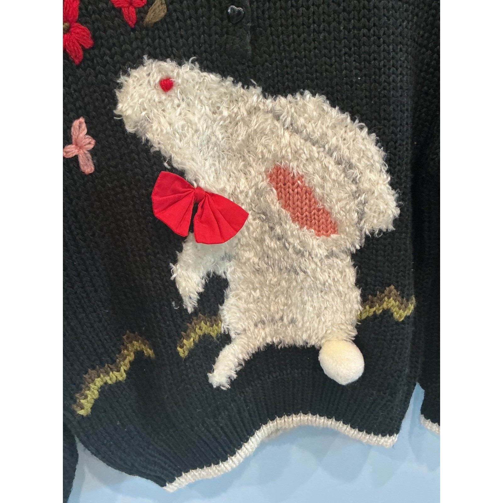 Vintage Heidi Womens Sweater S Black Bunny Rabbit Hand Knit Floral Novelty Bow