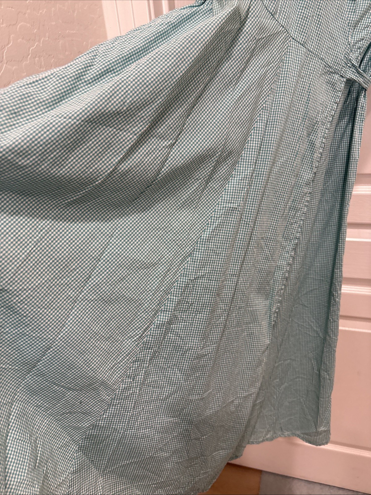 Vintage 1950s SWIRL Wrap Day Dress 50s Floral Embroidered green Gingham Cotton