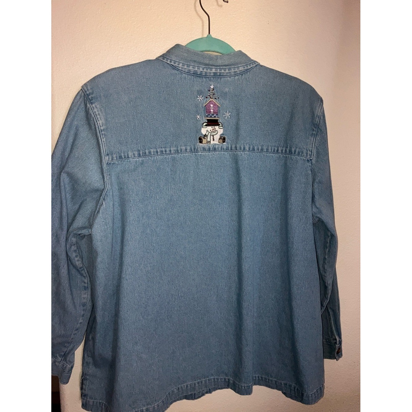 Vtg CJ Banks Light Wash Denim Button-Up Shirt with Snowman Embroidery 1X