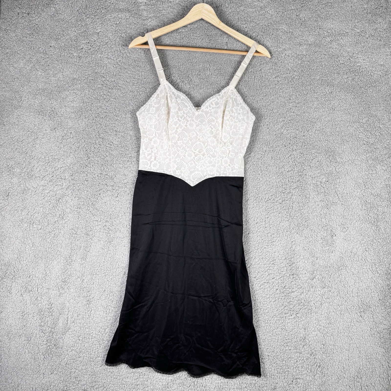 Vintage 1950s Vanity Fair Tricot Nylon Lace Tuxedo Slip Dress Size 32 Adjustable