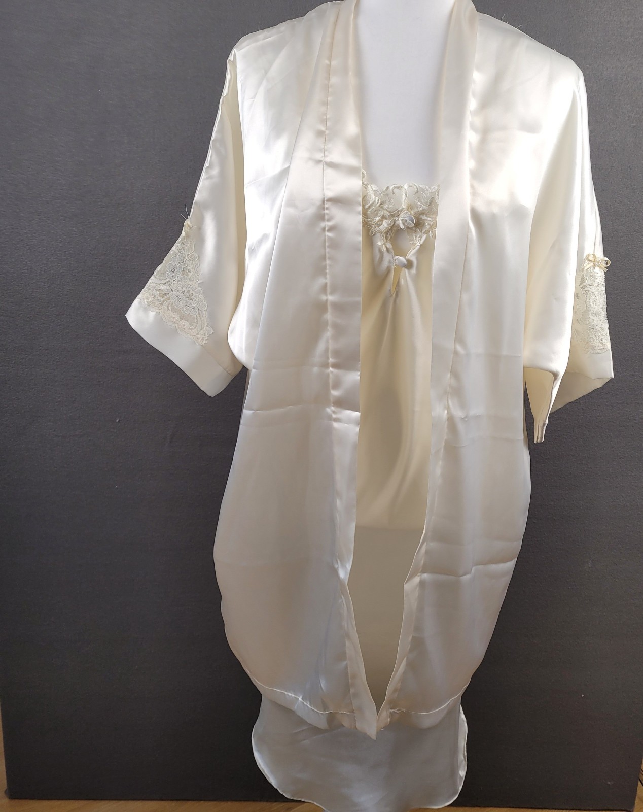 Vintage Intime of California Nightgown & Kimono Small Ivory Satin Retro Glamour