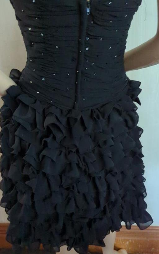 1980’S VINTAGE BLACK STRAPLESS RUFFLE BEADED XCITE PROM DRESS 33″ BUST