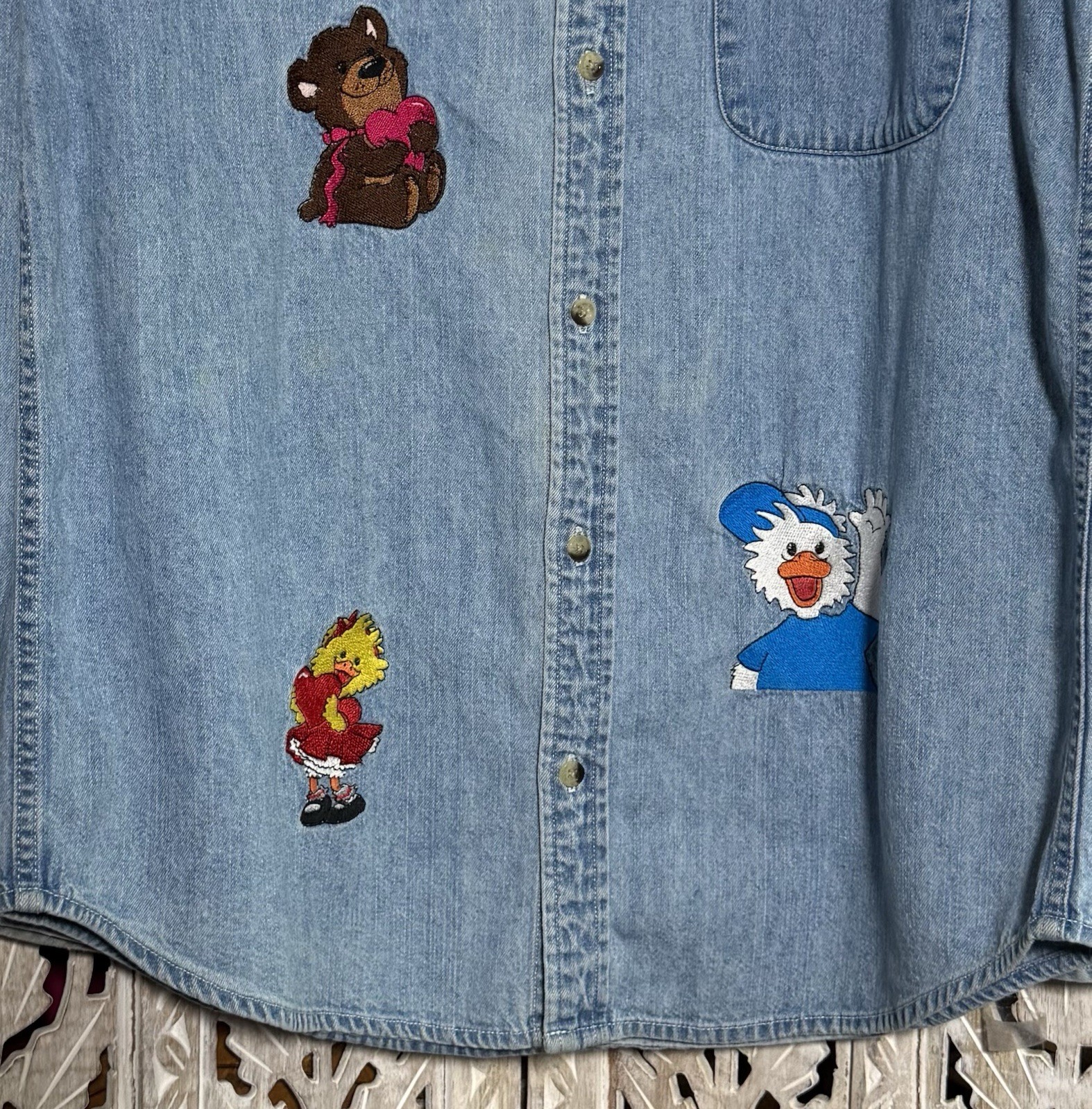 Vintage Cherokee Women’s Denim Long Sleeve Cartoon Embroidered Shirt SZ M