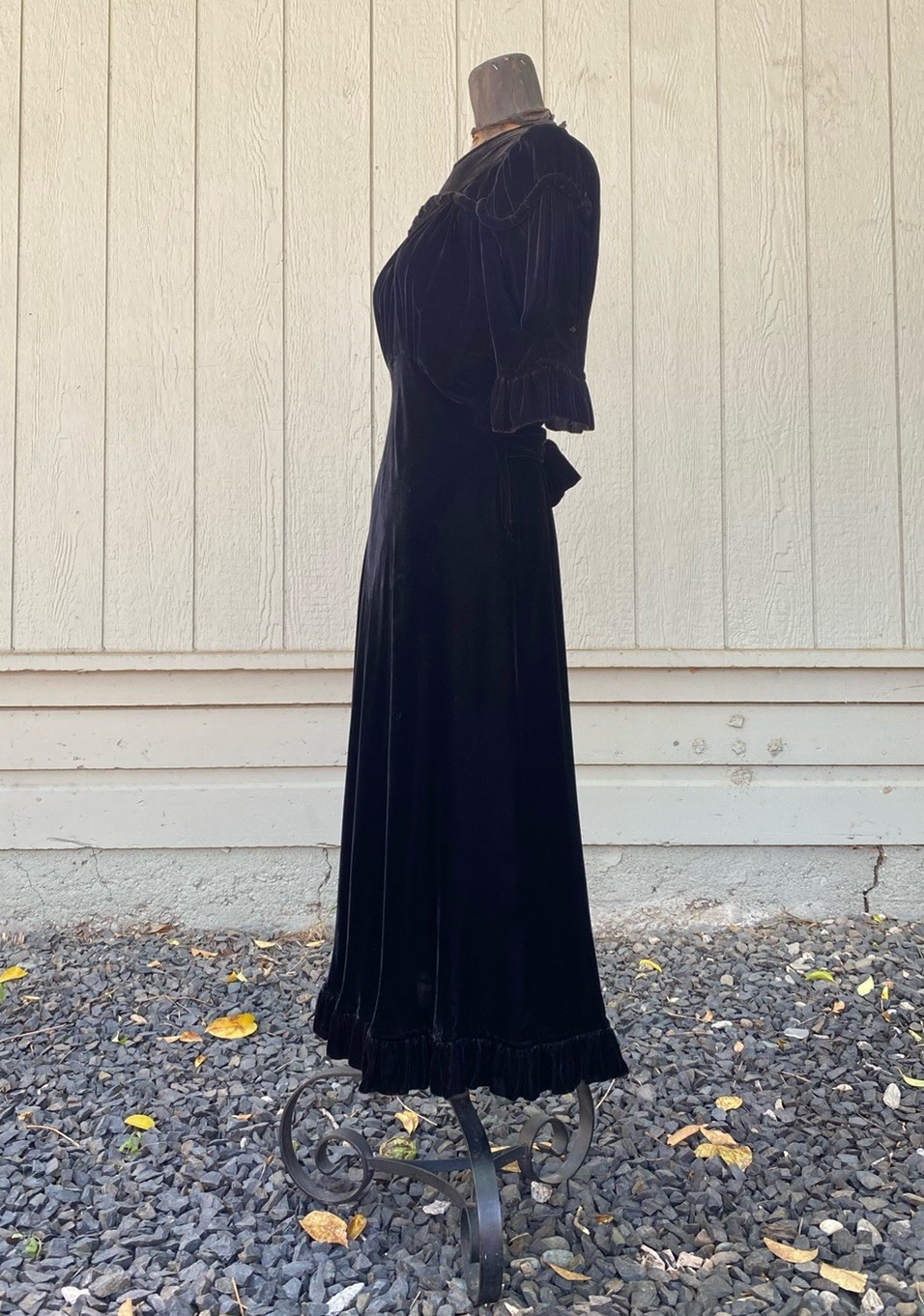1930s Black Velvet Evening Dress Puff Sleeve Art Deco Gothic Original Zip XS