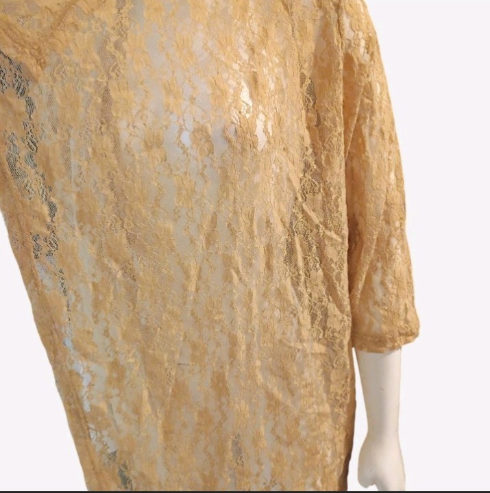 Vintage 90s Salon Studio Women’s Sz LP Boho Style Tan Floral Lace Cardigan