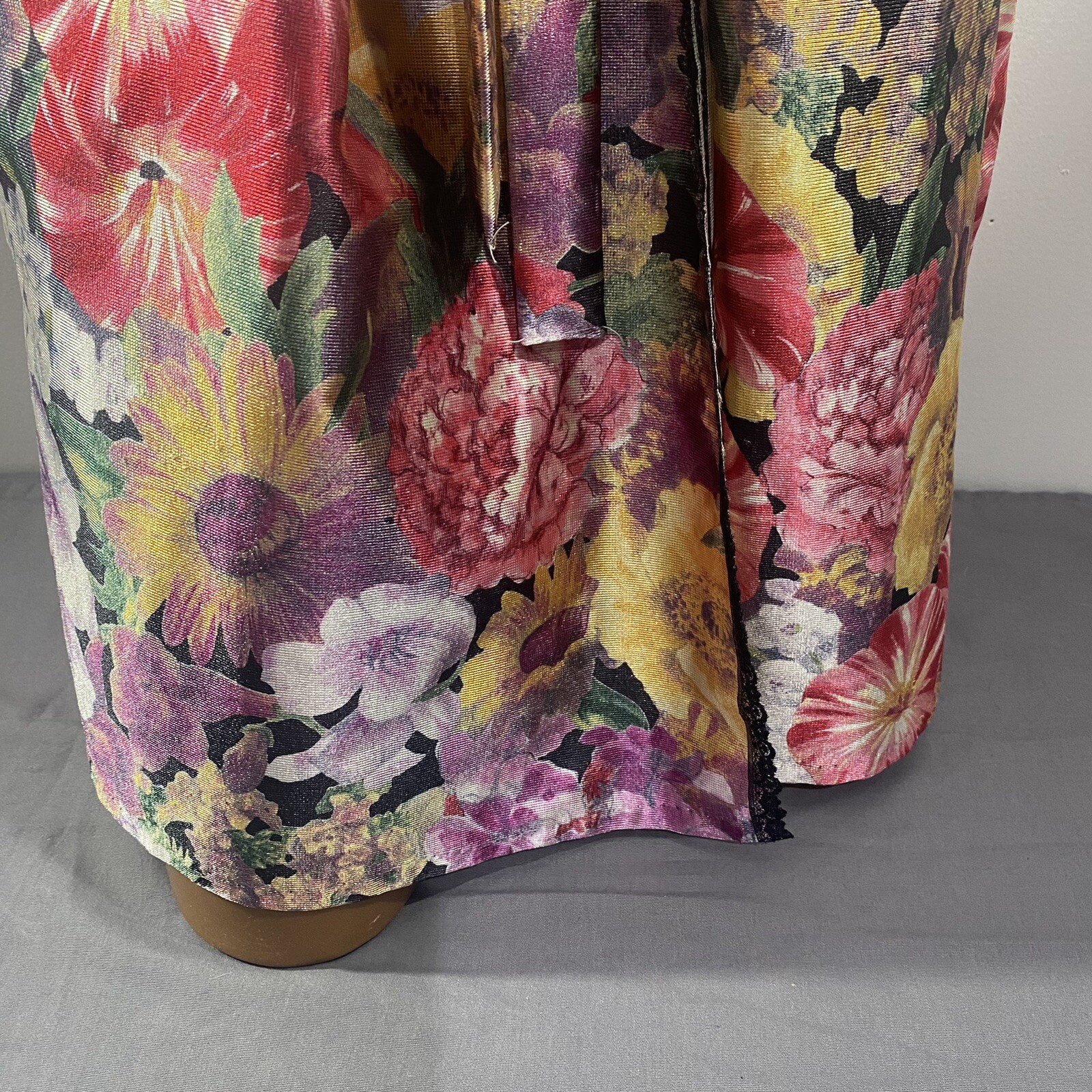 Vtg Floral Satin Kimono Robe Womans Sz Med Lace Trim Sash Feather Bed Intamate