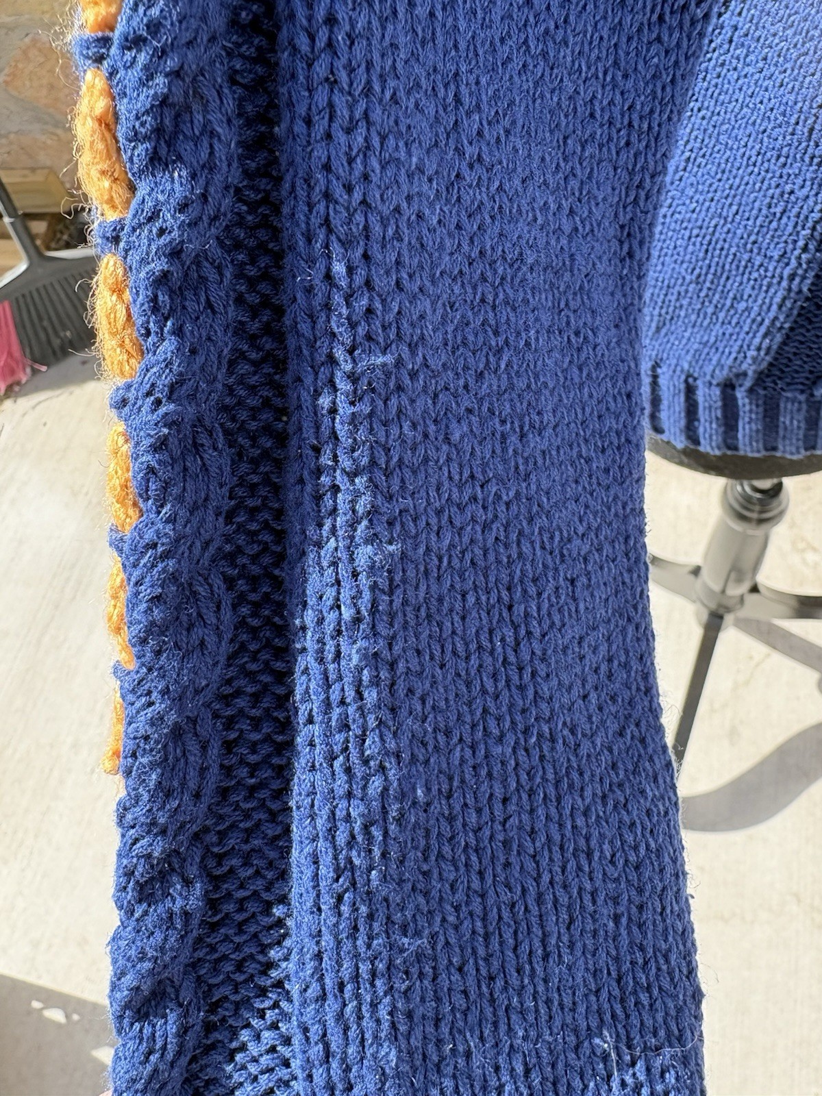 Vintage Mixed blues S Chunky Cable Knit Base W/ Colorful Embroidery POM POM READ
