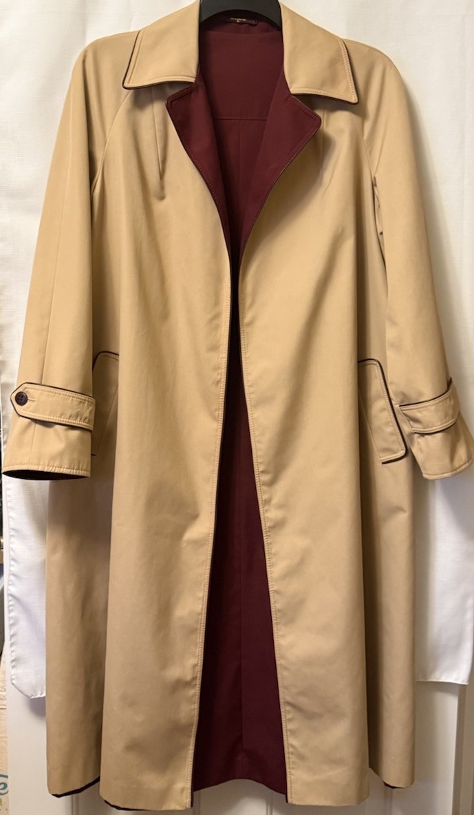Vintage Eitenne Aigner Women’s 14 Reversible Car Coat Tan & Burgundy Hong Kong