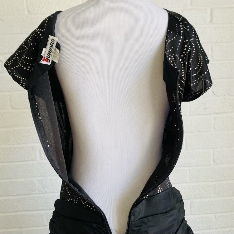 Vintage TJuniors Black Drop Waist DressSize 3-4 Ruffle Sequins 80’s Cocktail