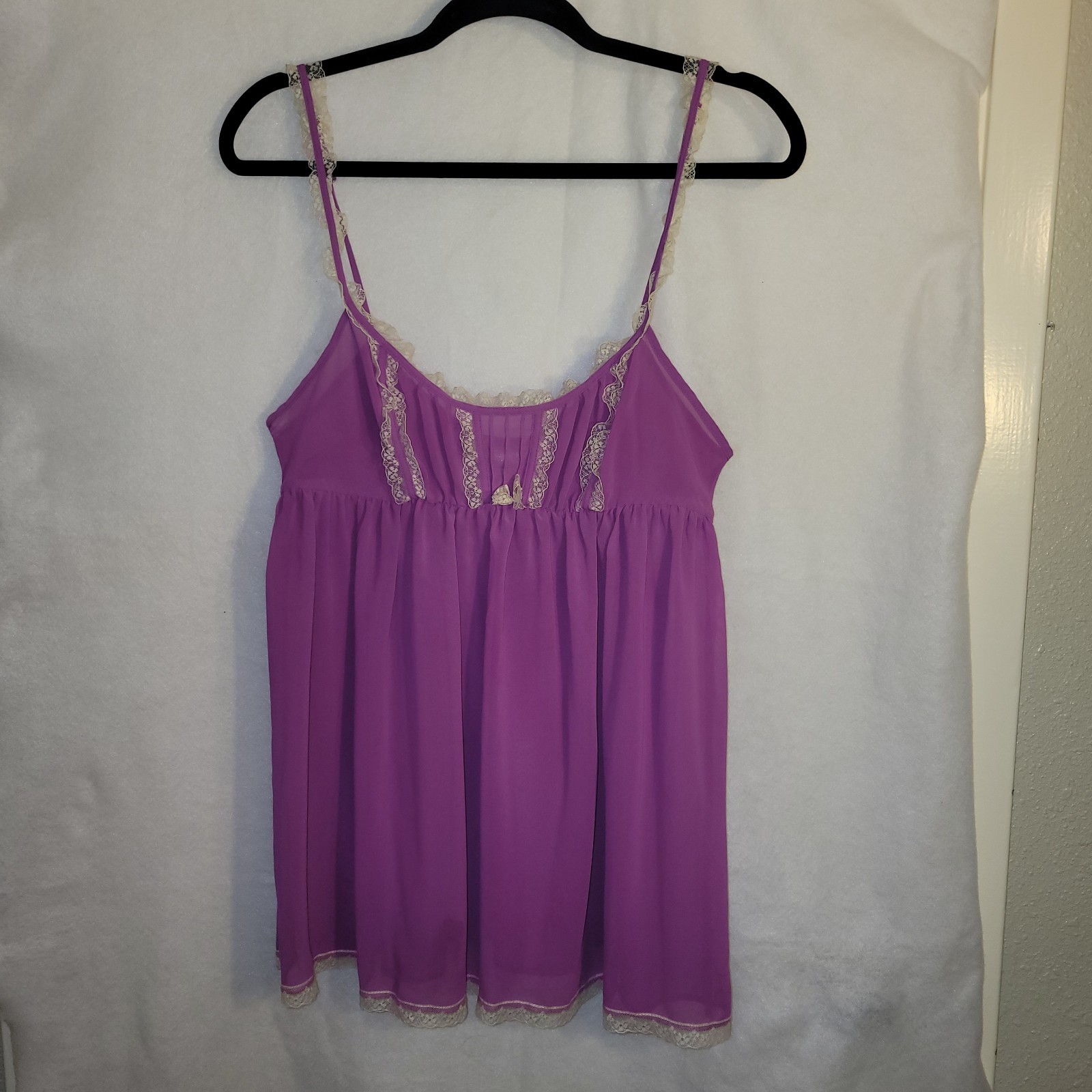 Vintage Victoria’s Secret Purple Lace Trim Babydoll Cami Top M