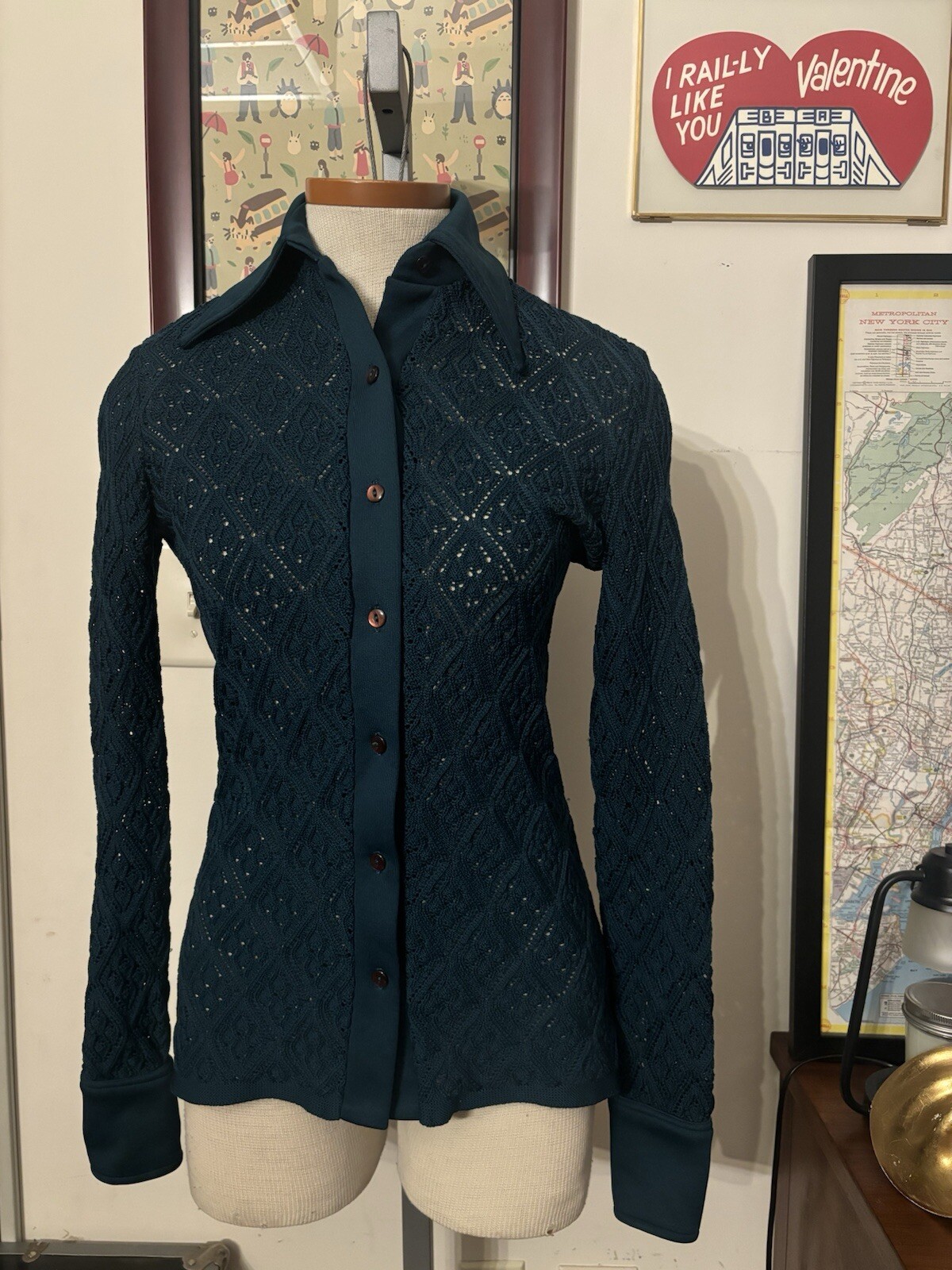 VINTAGE: Pointed Collar Geometric Sheer Knit Blouse *SZ. XS/S (PINE GREEN)