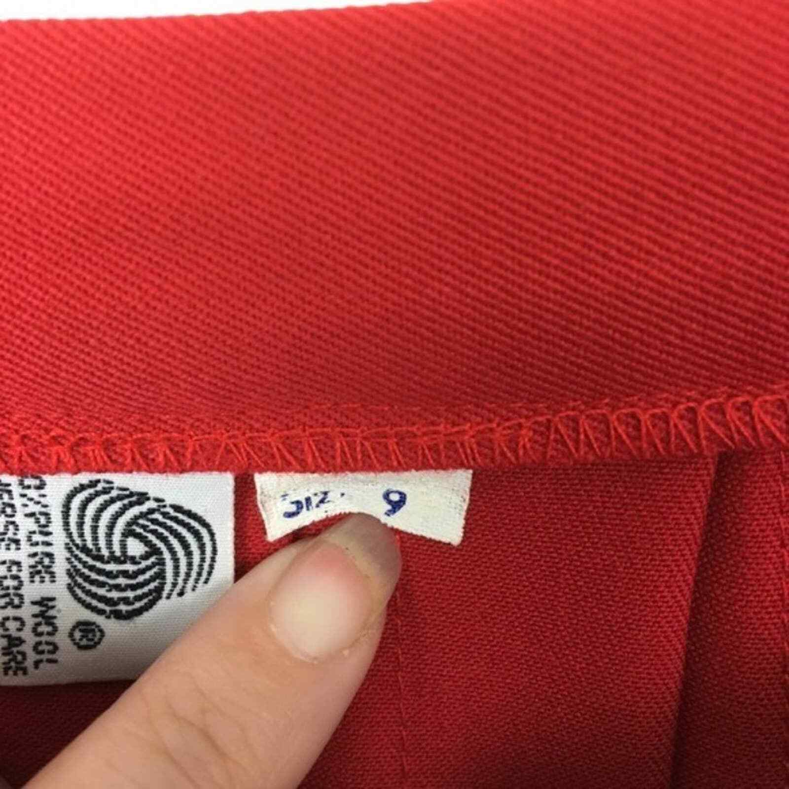 Red Wool Pleated Skirt Women’s Size 9 Librarian Vintage Easy Pieces Side Zip