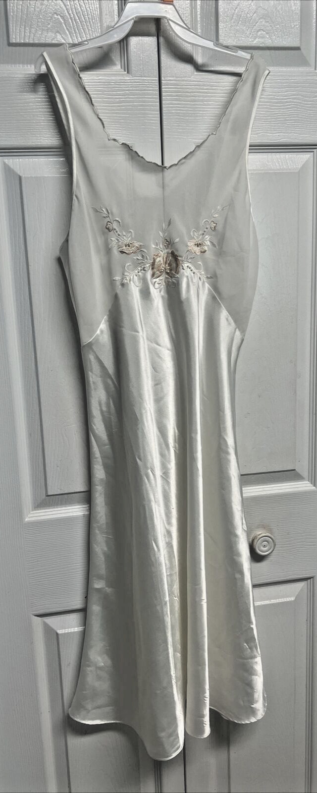Intimo Amore vintage white satin beaded wedding nighty set Size S