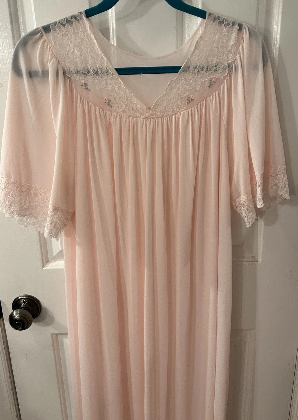 Vintage 2 Piece SHADOWLINE Pink Lace PEIGNOIR Robe (M) And Nightgown (L) Set