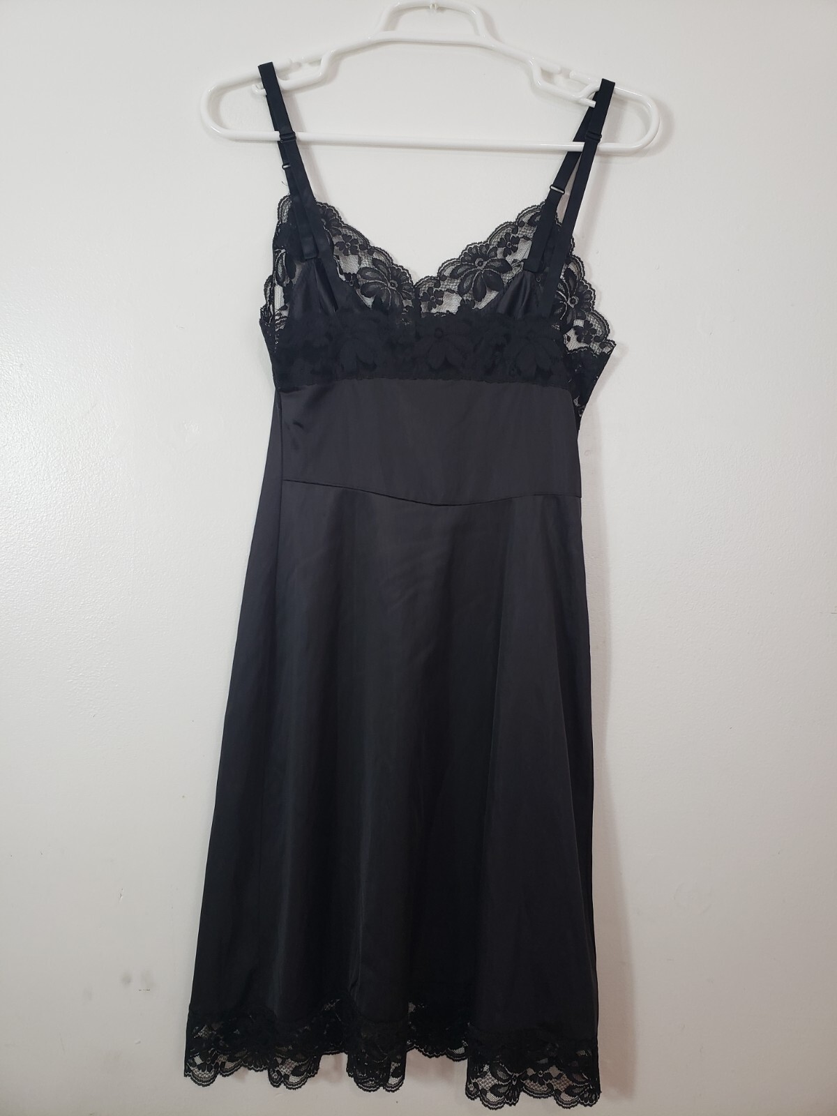 Vintage Lorraine nightgown womens sleep wear size 32 intimates’ lingerie