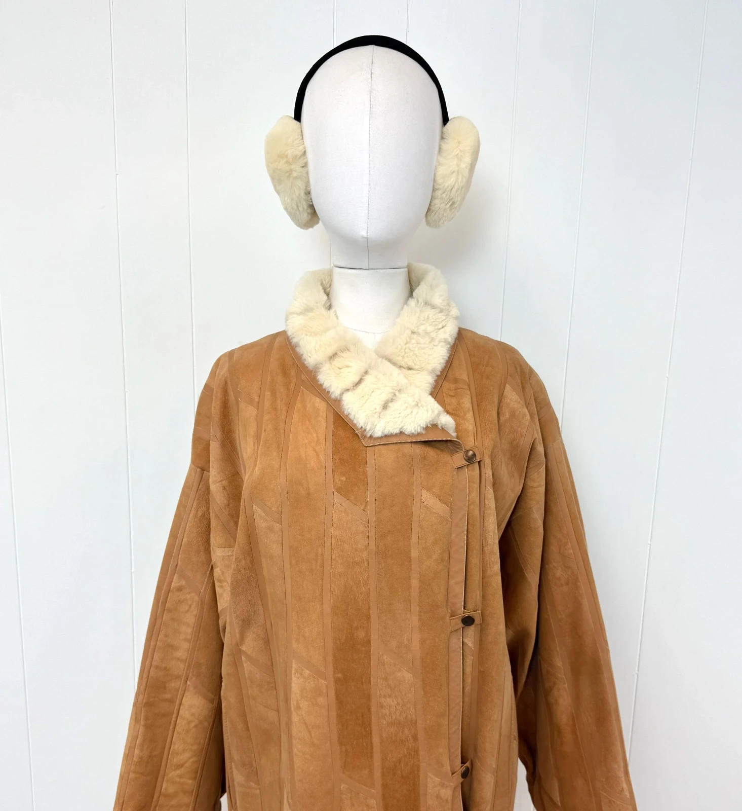 Vintage 1970s 80s Krizia Italy Brown Suede Leather Chinchilla Fur Coat Jacket