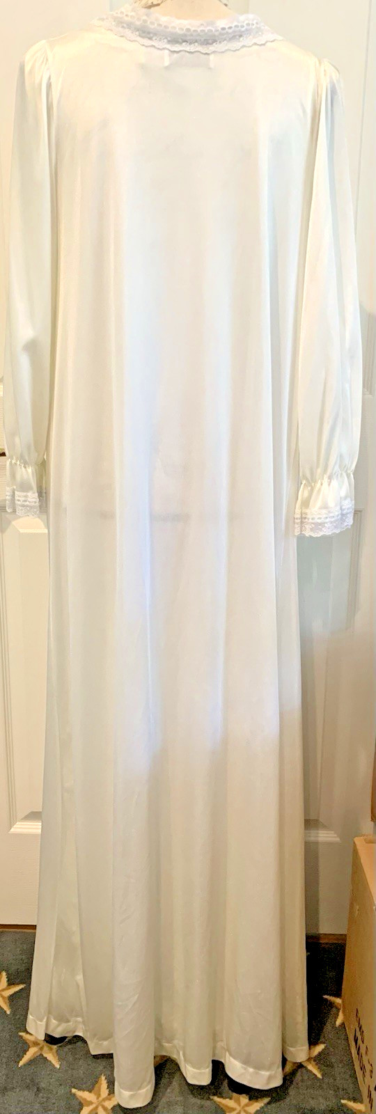Vintage Night Flowers Nightgown & Robe Long White Nylon Peignoir Set Size Petite