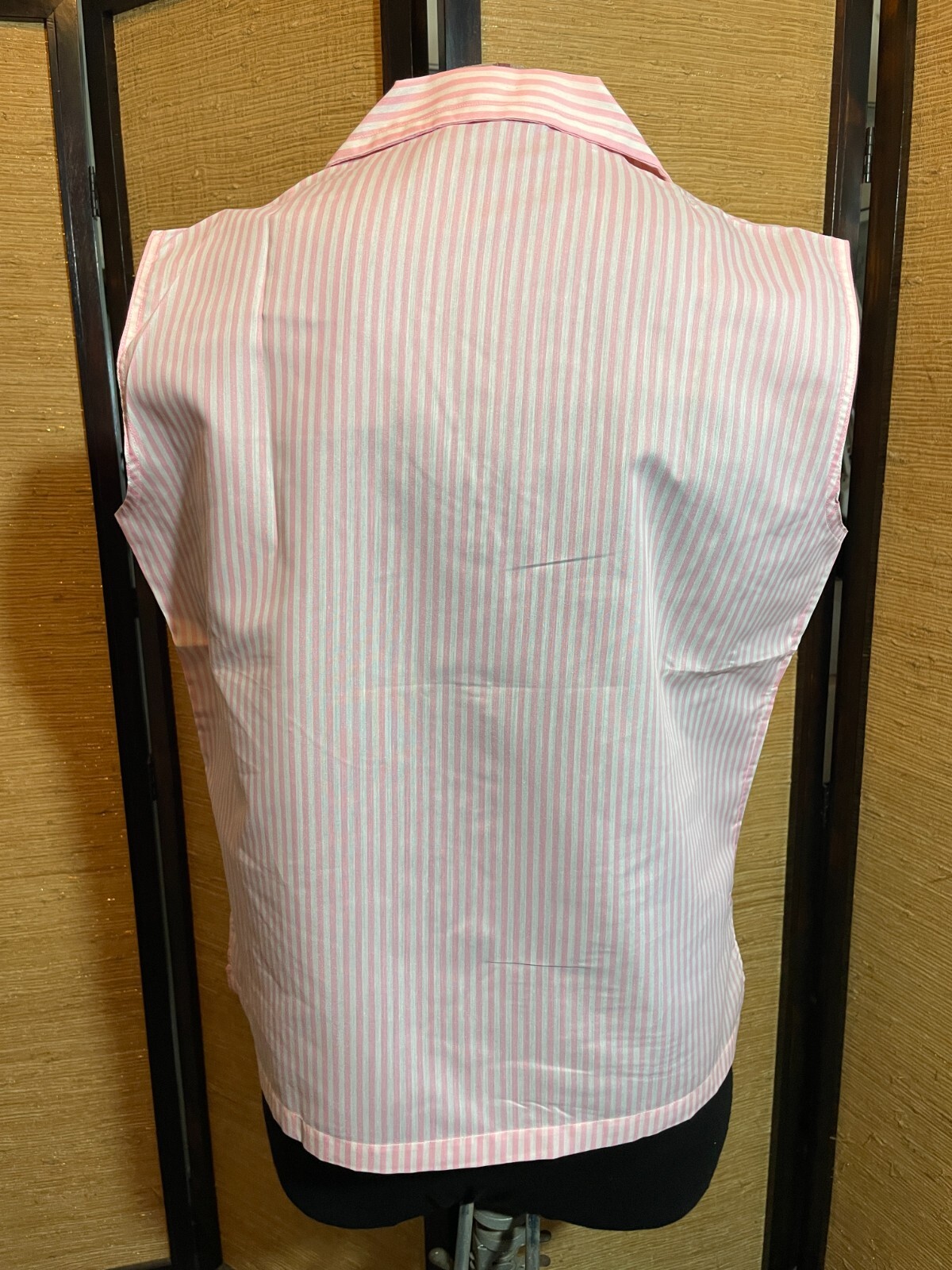 Vintage Ship N Shore Pink/White Pin Stripe Sleeveless Ladys Top 80s Size 36
