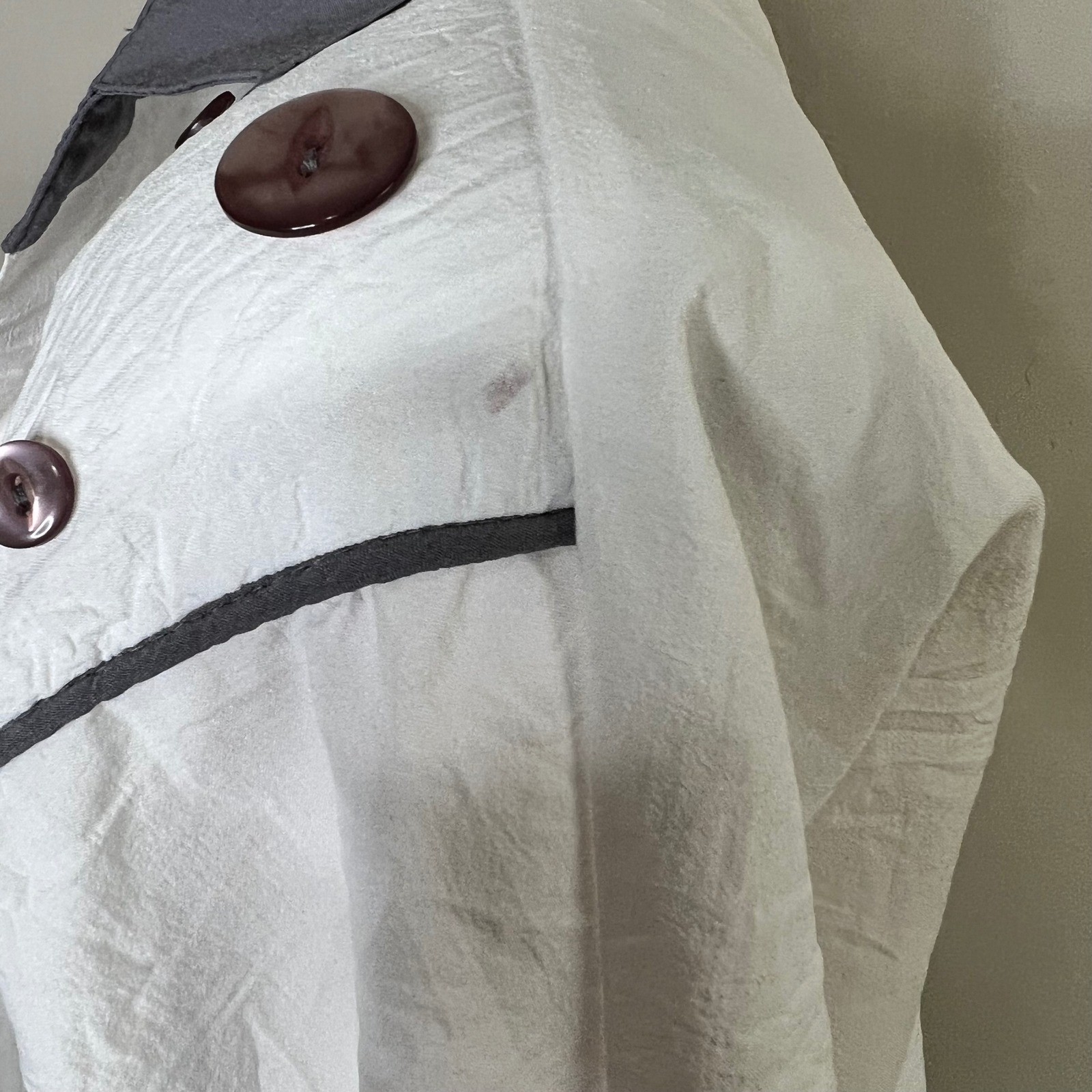 Regal Vintage 80s Western Pullover Top White Unique Button Detail XS Made in USA