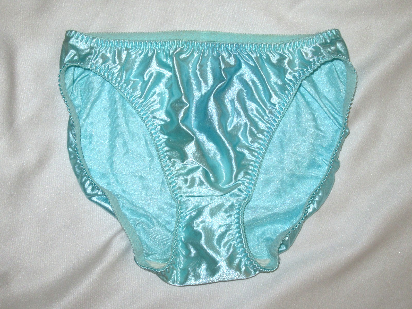 Victorias Secret VTG 1997 ICE blue shiny Second Skin Satin Panties size M NWOT