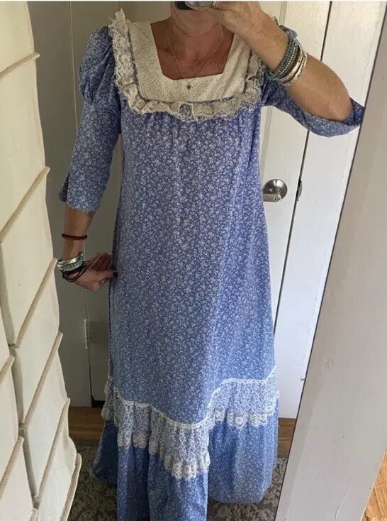 Vintage 80’s Liberty House Lola Muumuu Women’s Dress From Hawaii