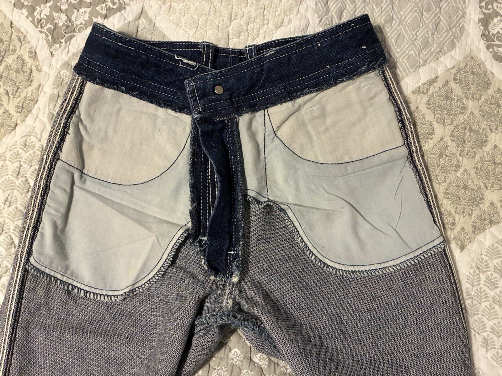 Vintage Jordache Dark Wash Jeans W/Horse Head Logo White Stitch Women’s Size 27