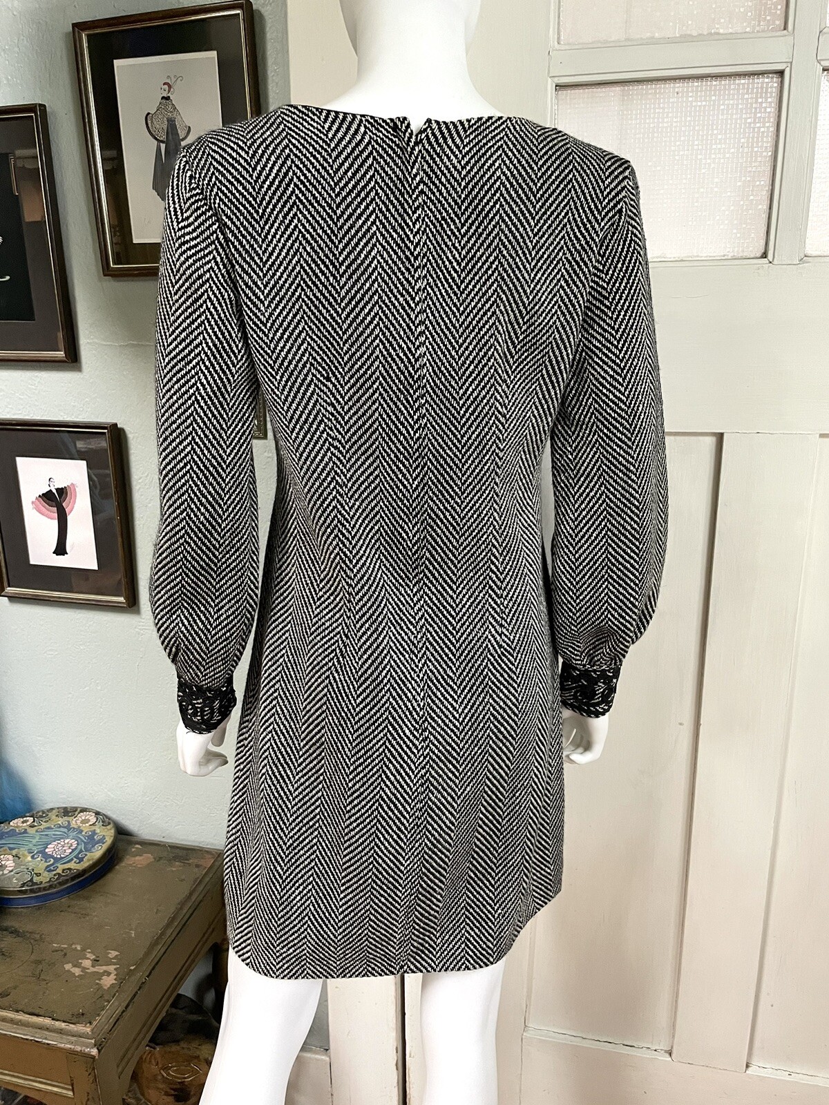 Vintage 60s Small/Med California Charmer black and white herringbone shift Dress